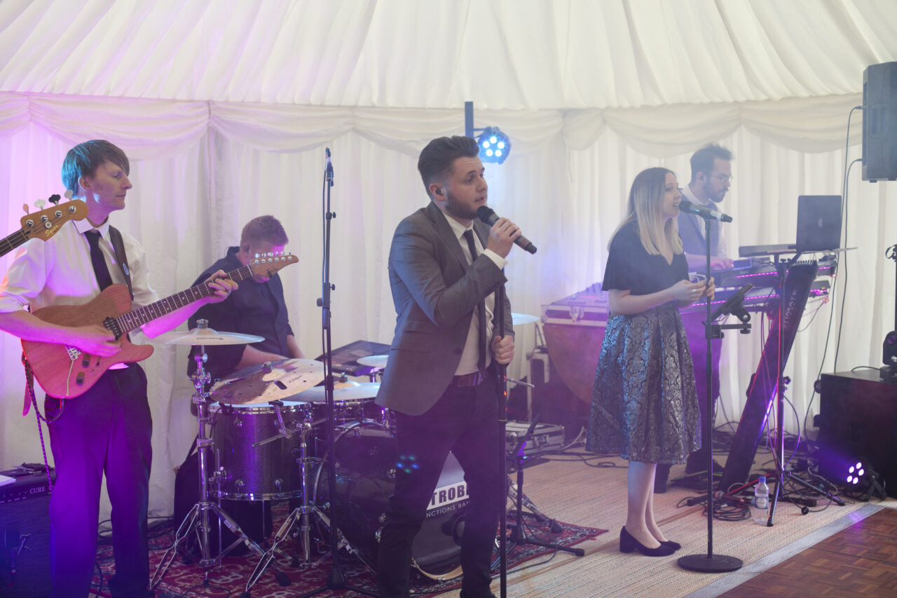 wedding band